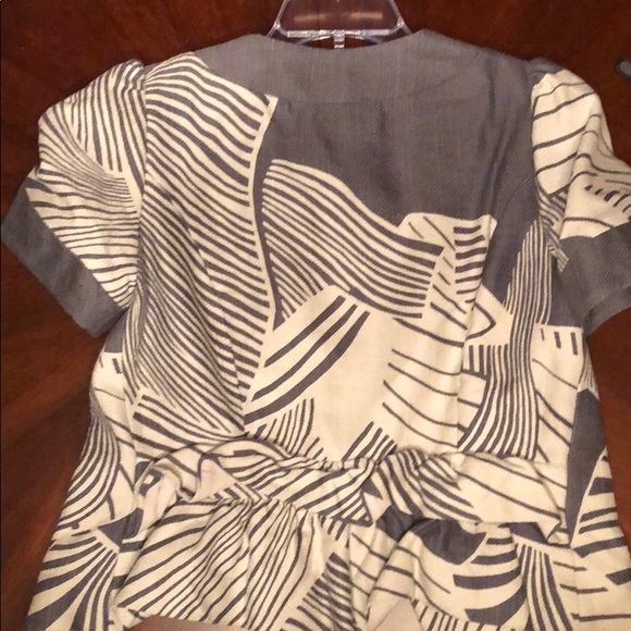 Short sleeve blazer - Picture 2 of 4